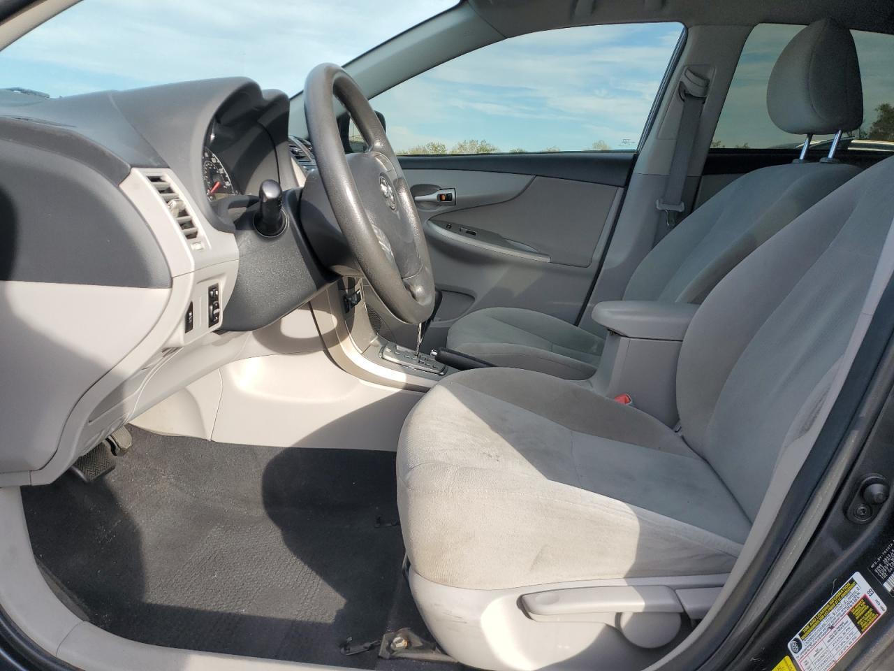 2011 TOYOTA COROLLA