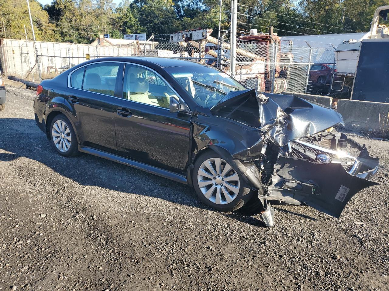 2011 SUBARU Legacy