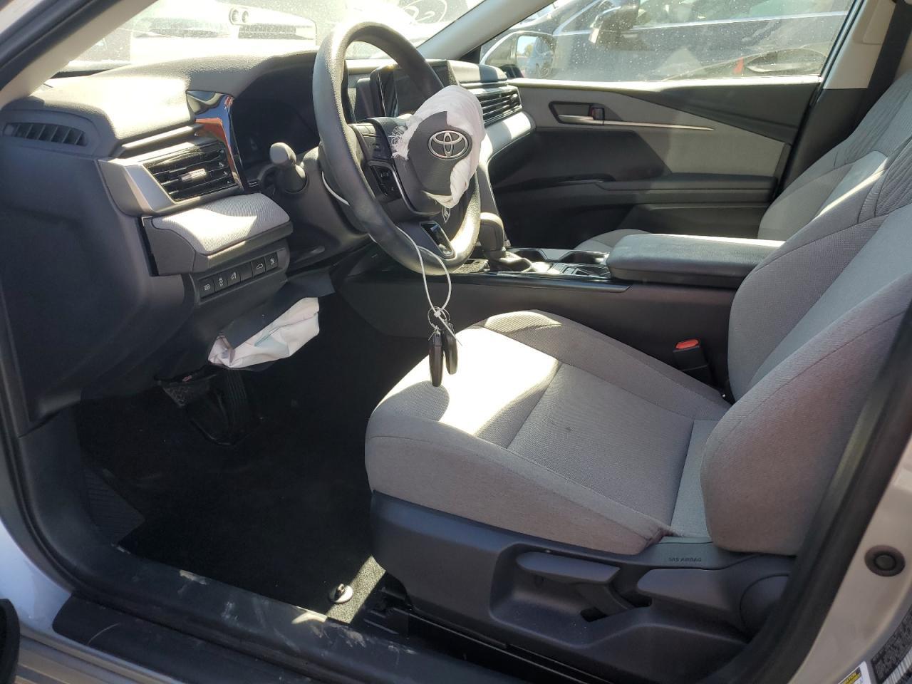 2025 TOYOTA CAMRY