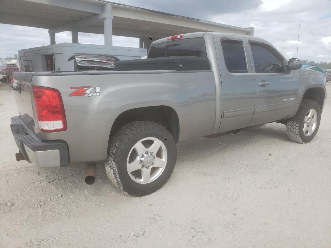 2013 GMC Sierra