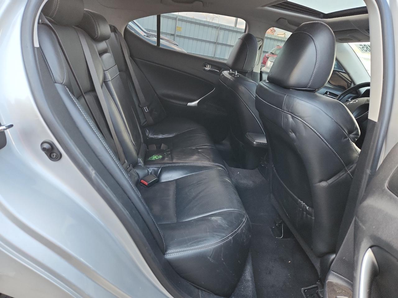 2009 LEXUS IS 250