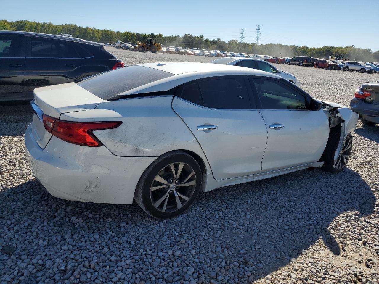 2017 NISSAN Maxima