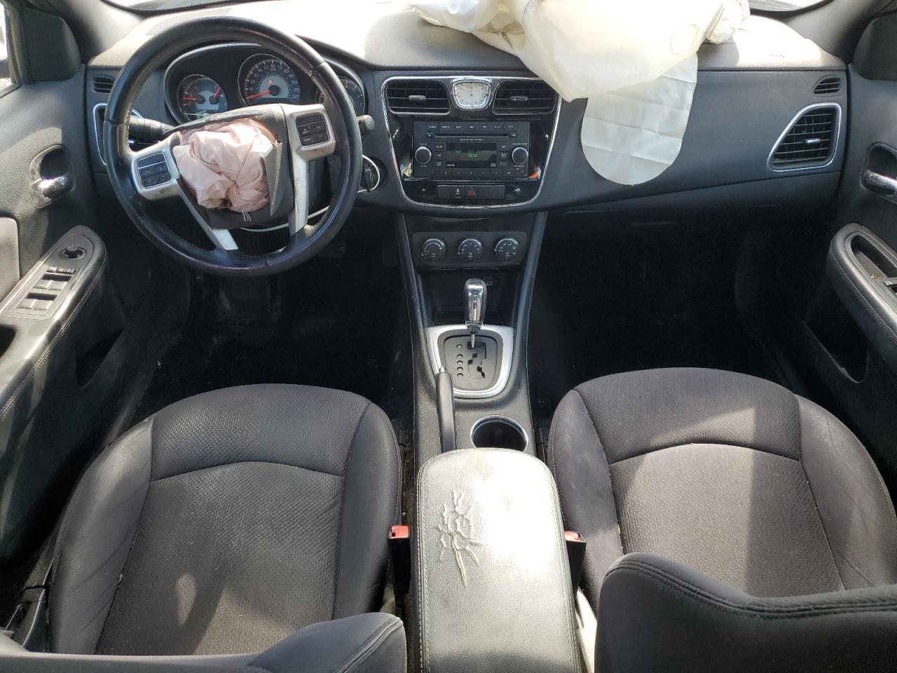 2012 CHRYSLER 200