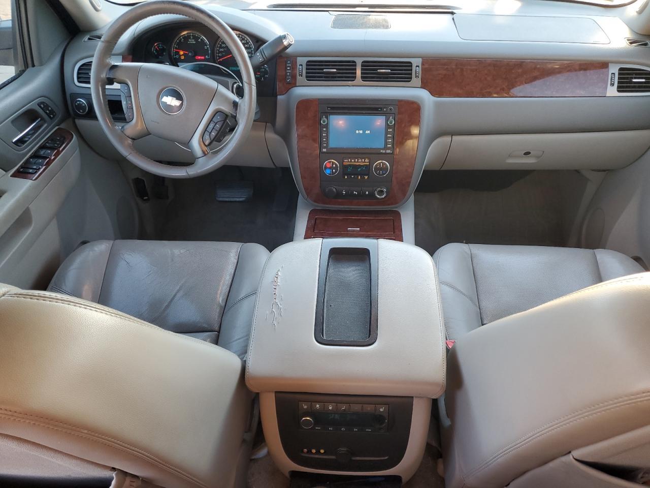 2011 CHEVROLET Tahoe