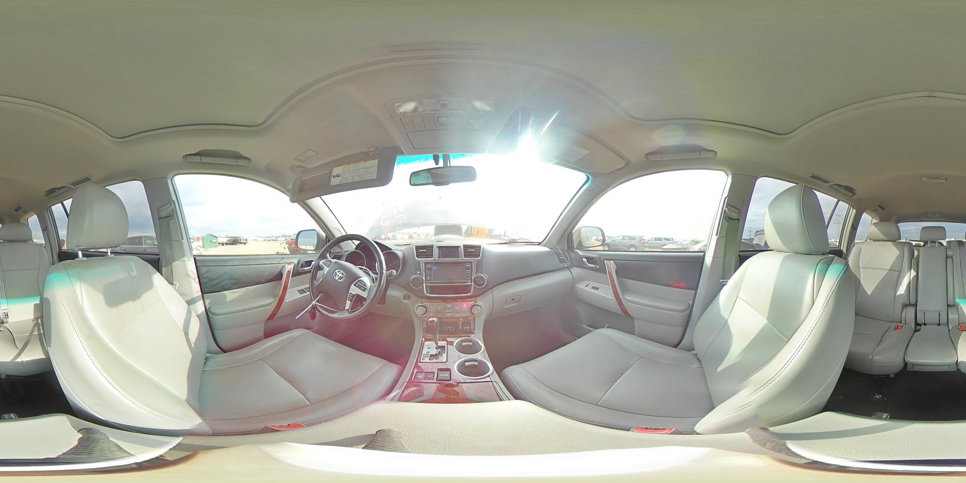 2013 TOYOTA HIGHLANDER