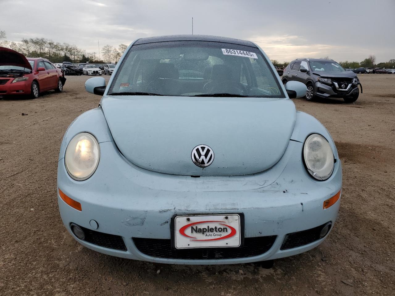 2010 VOLKSWAGEN Beetle