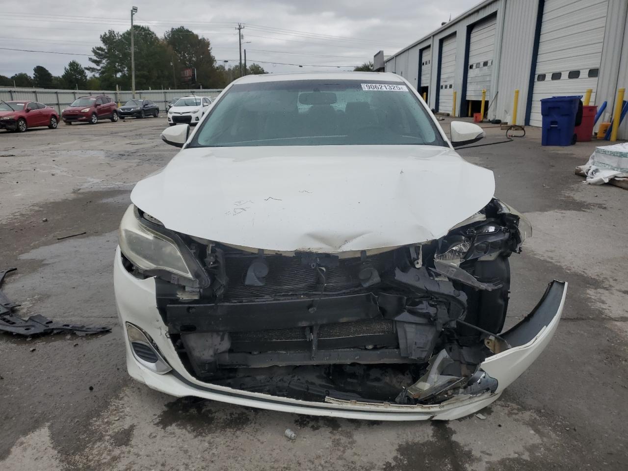 2013 TOYOTA Avalon