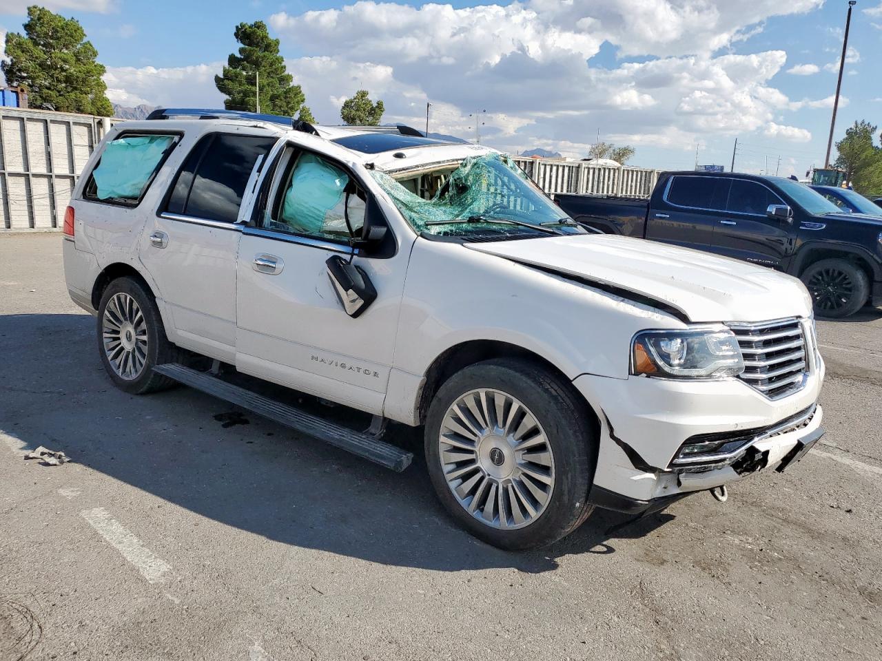 2015 LINCOLN Navigator