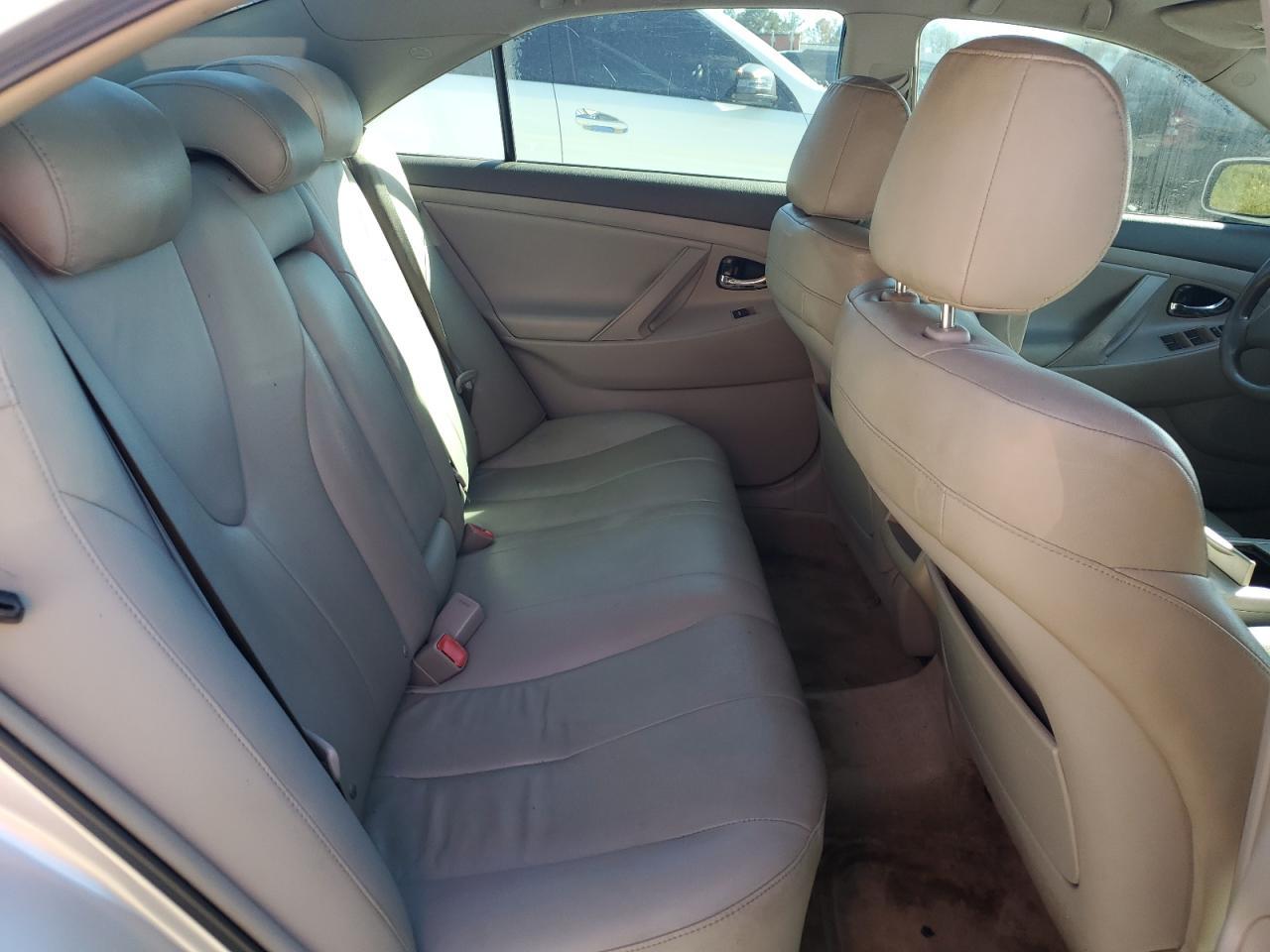 2011 TOYOTA CAMRY