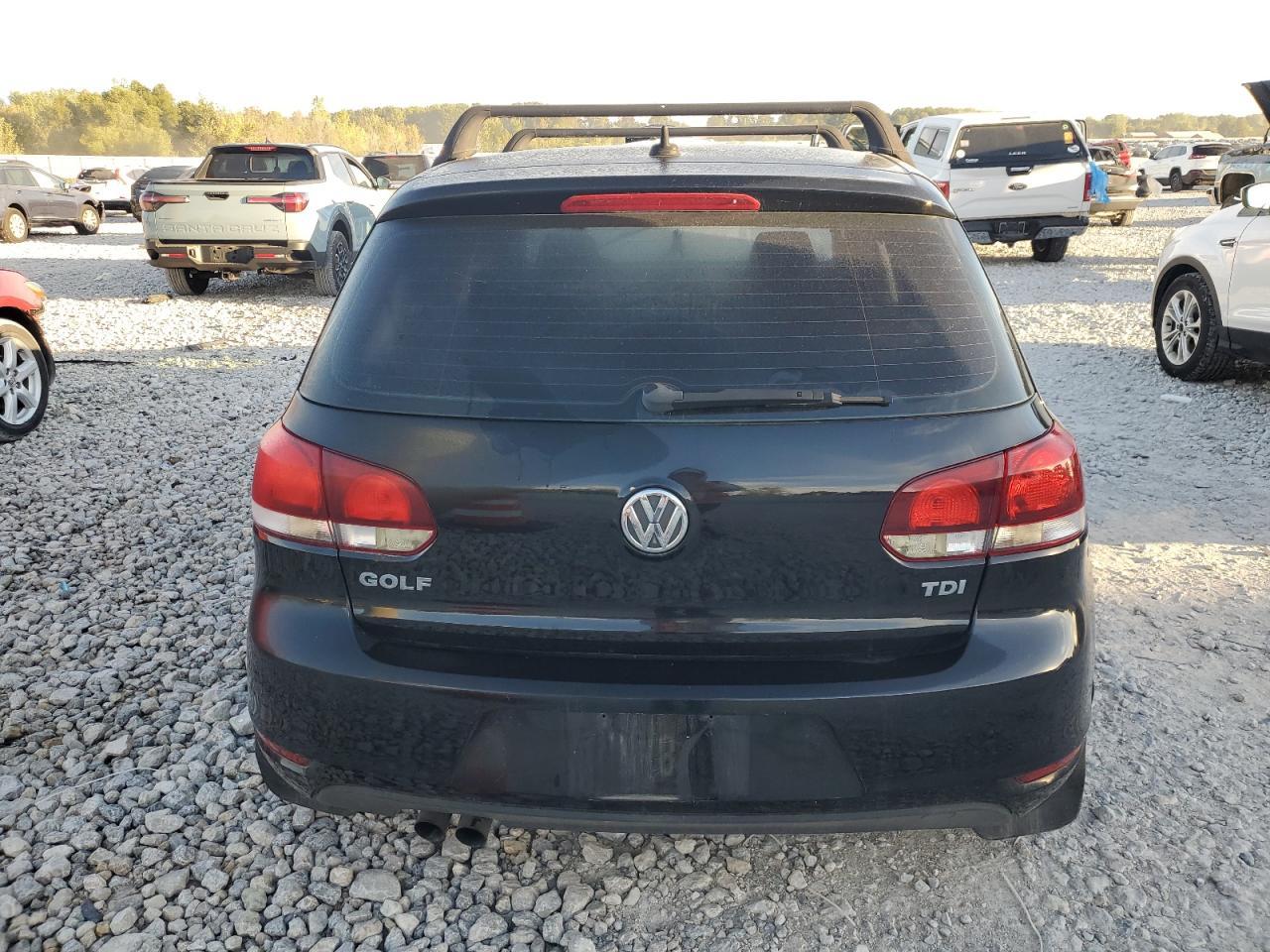 2011 VOLKSWAGEN GOLF