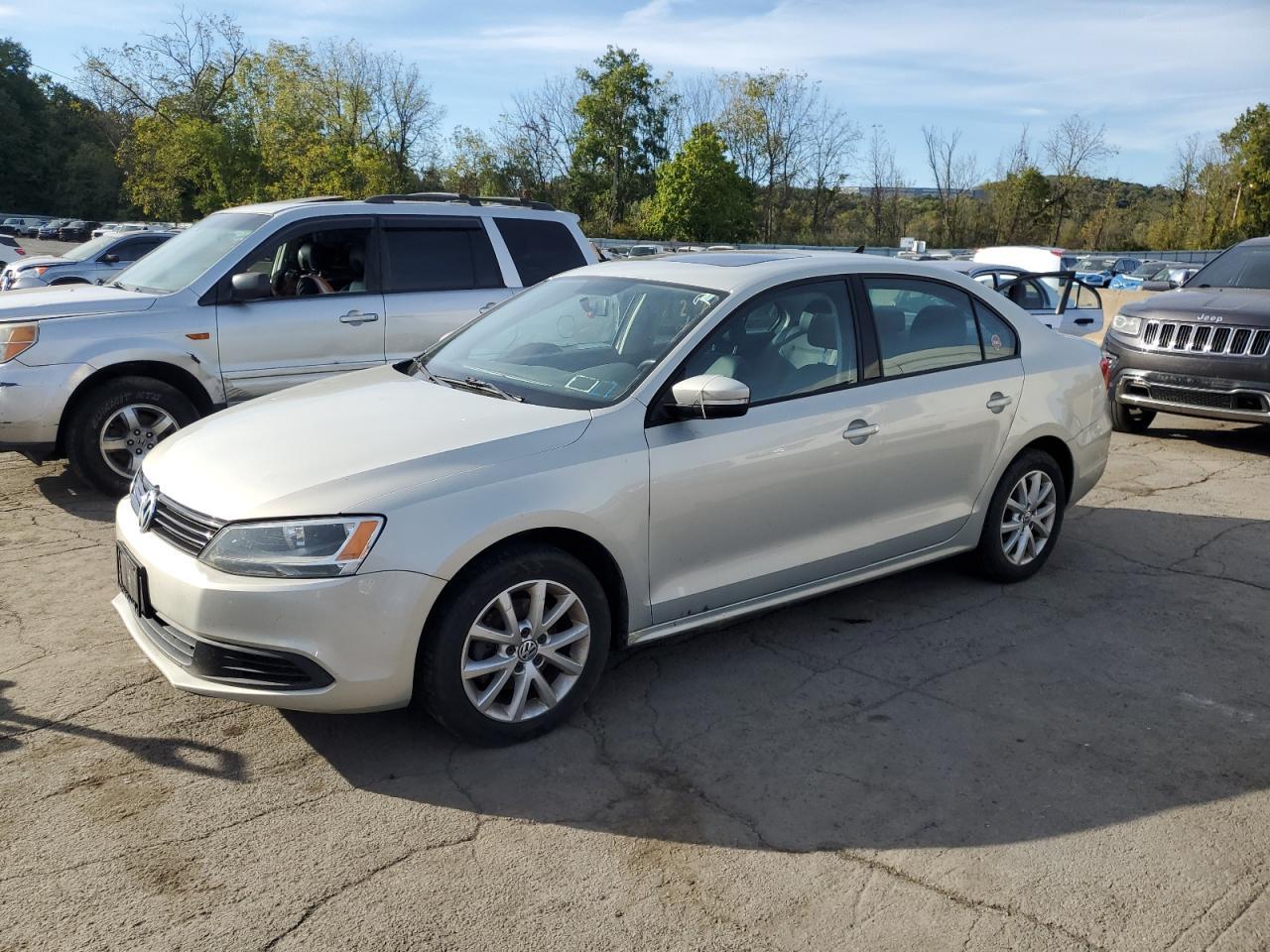 2011 VOLKSWAGEN JETTA