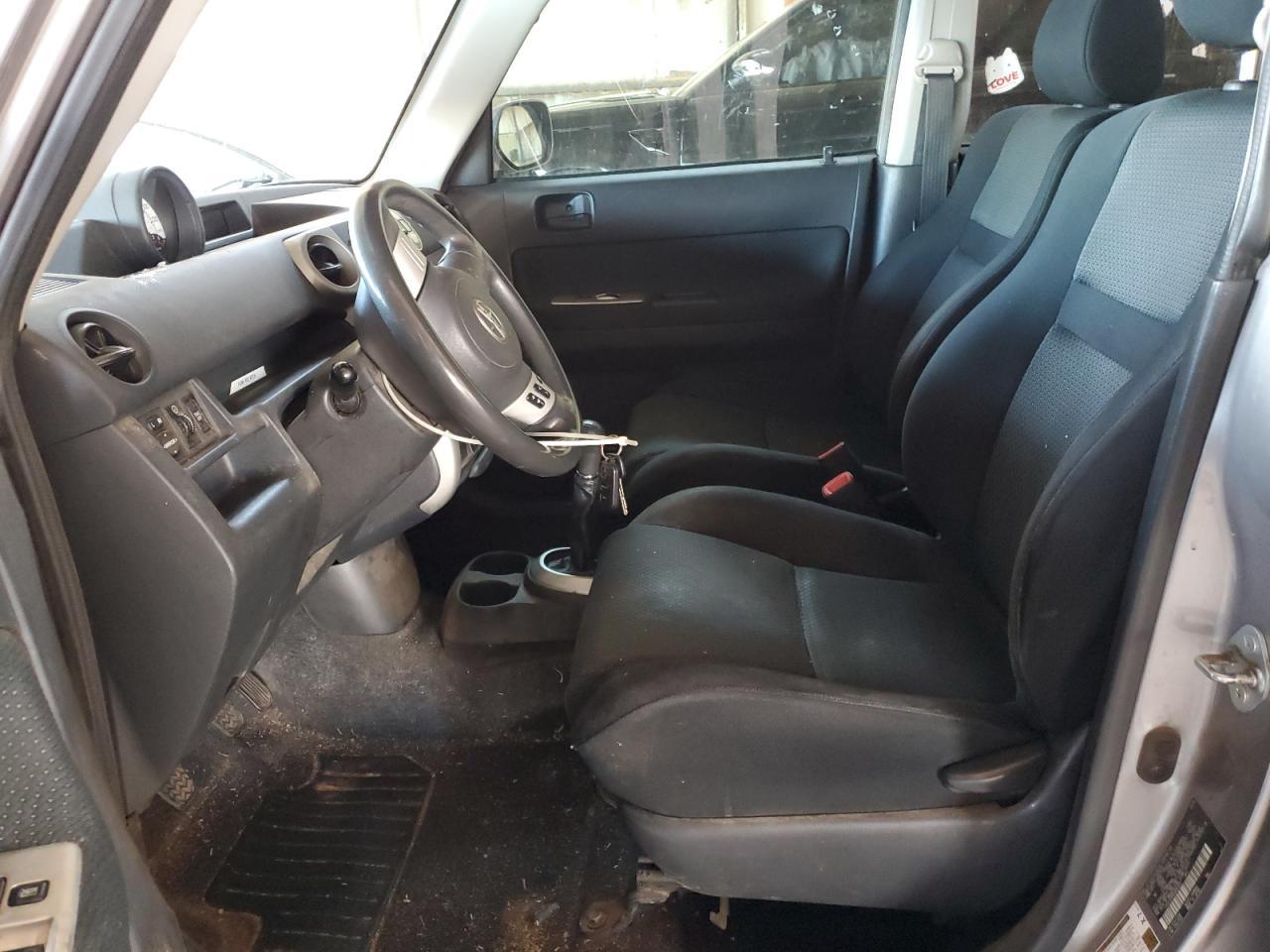 2006 TOYOTA SCION