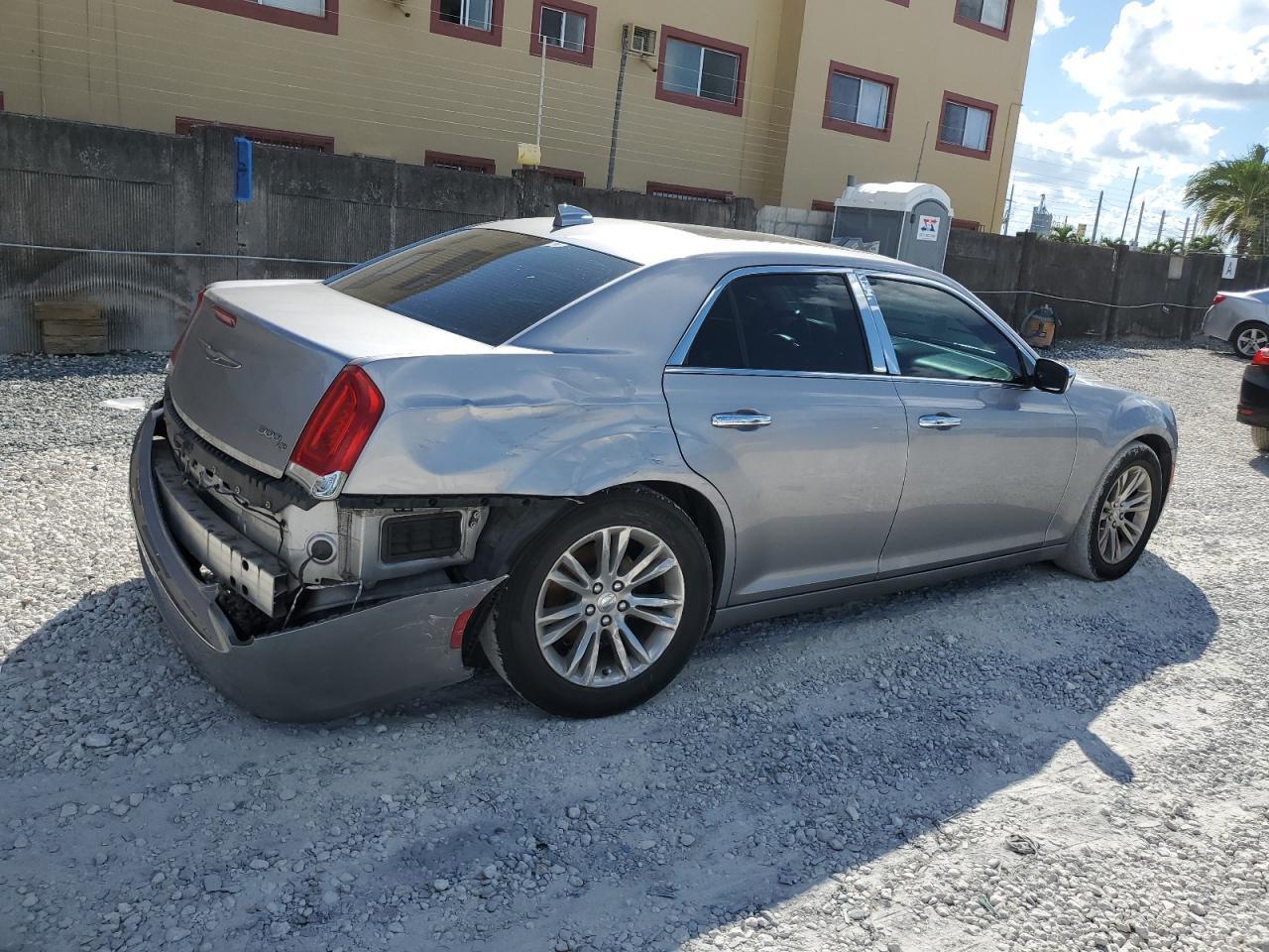 2016 CHRYSLER 300