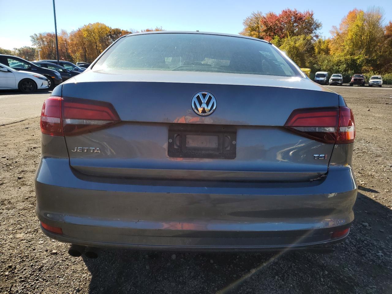 2016 VOLKSWAGEN JETTA