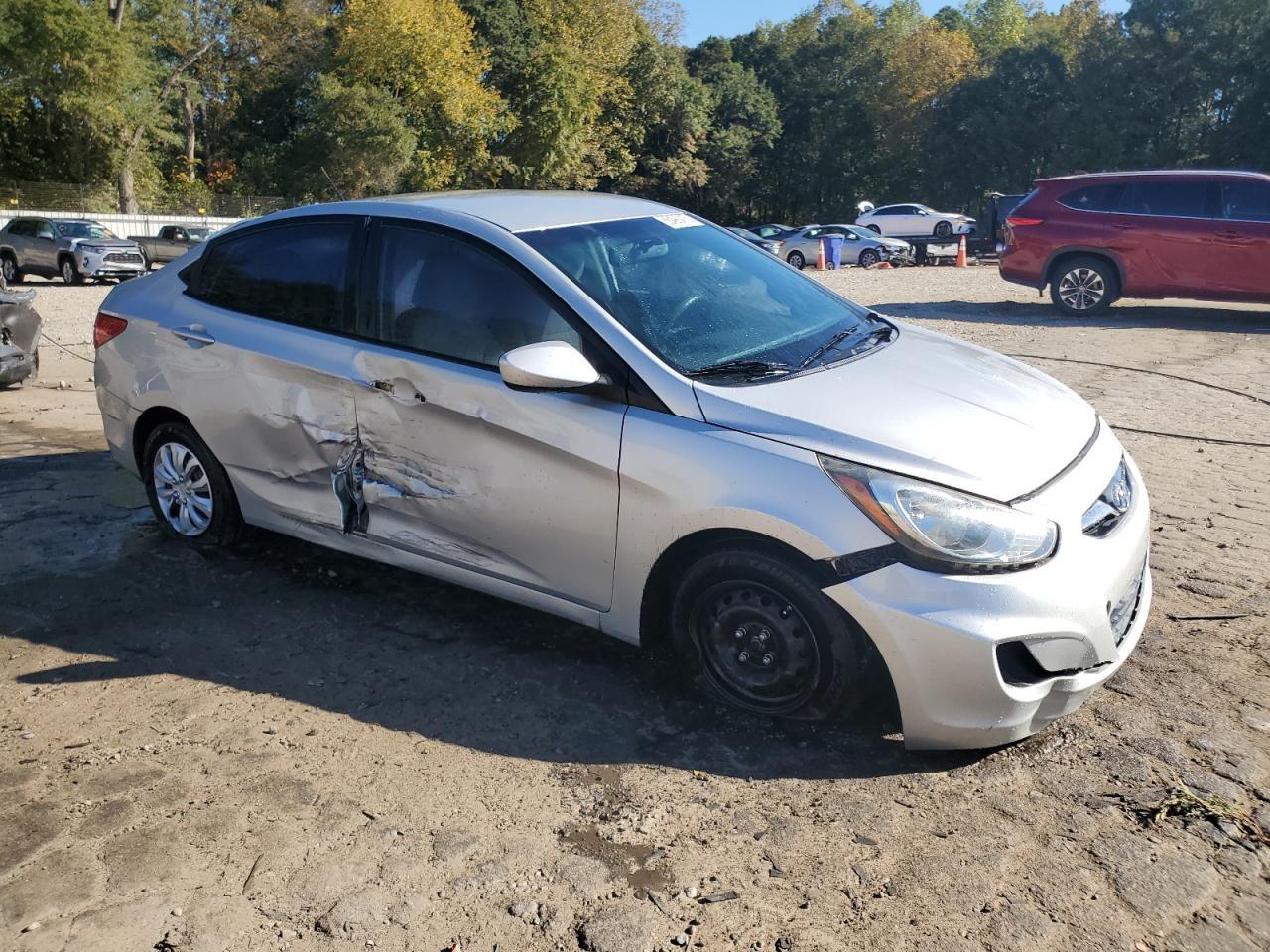 2012 HYUNDAI ACCENT