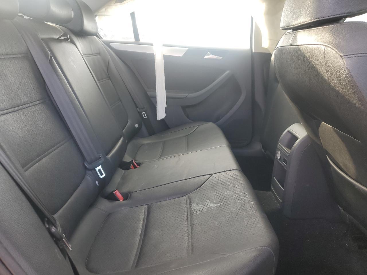 2013 VOLKSWAGEN JETTA