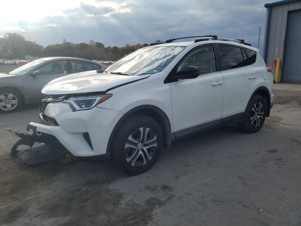 2017 TOYOTA RAV4