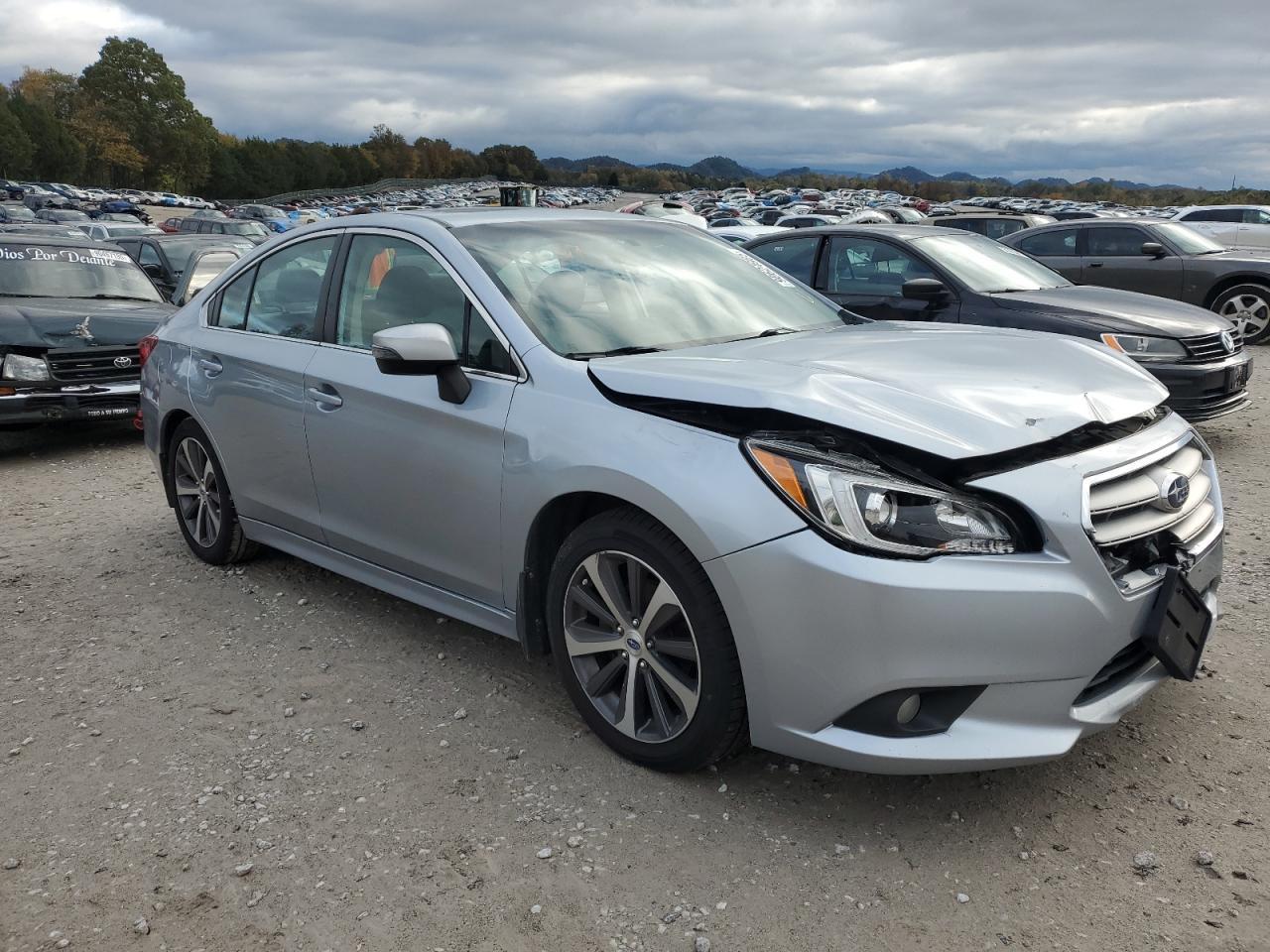 2015 SUBARU Legacy
