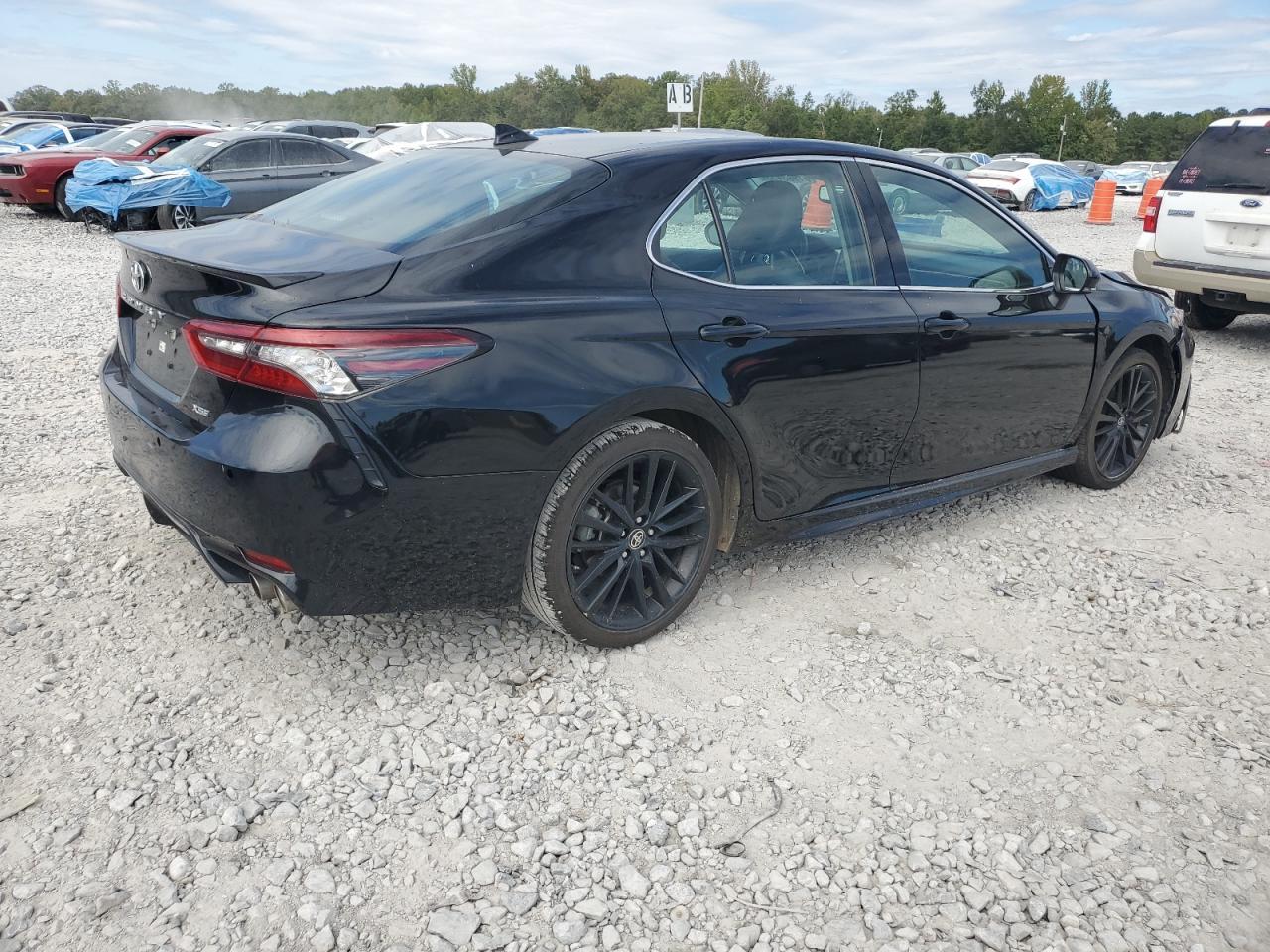 2024 TOYOTA CAMRY