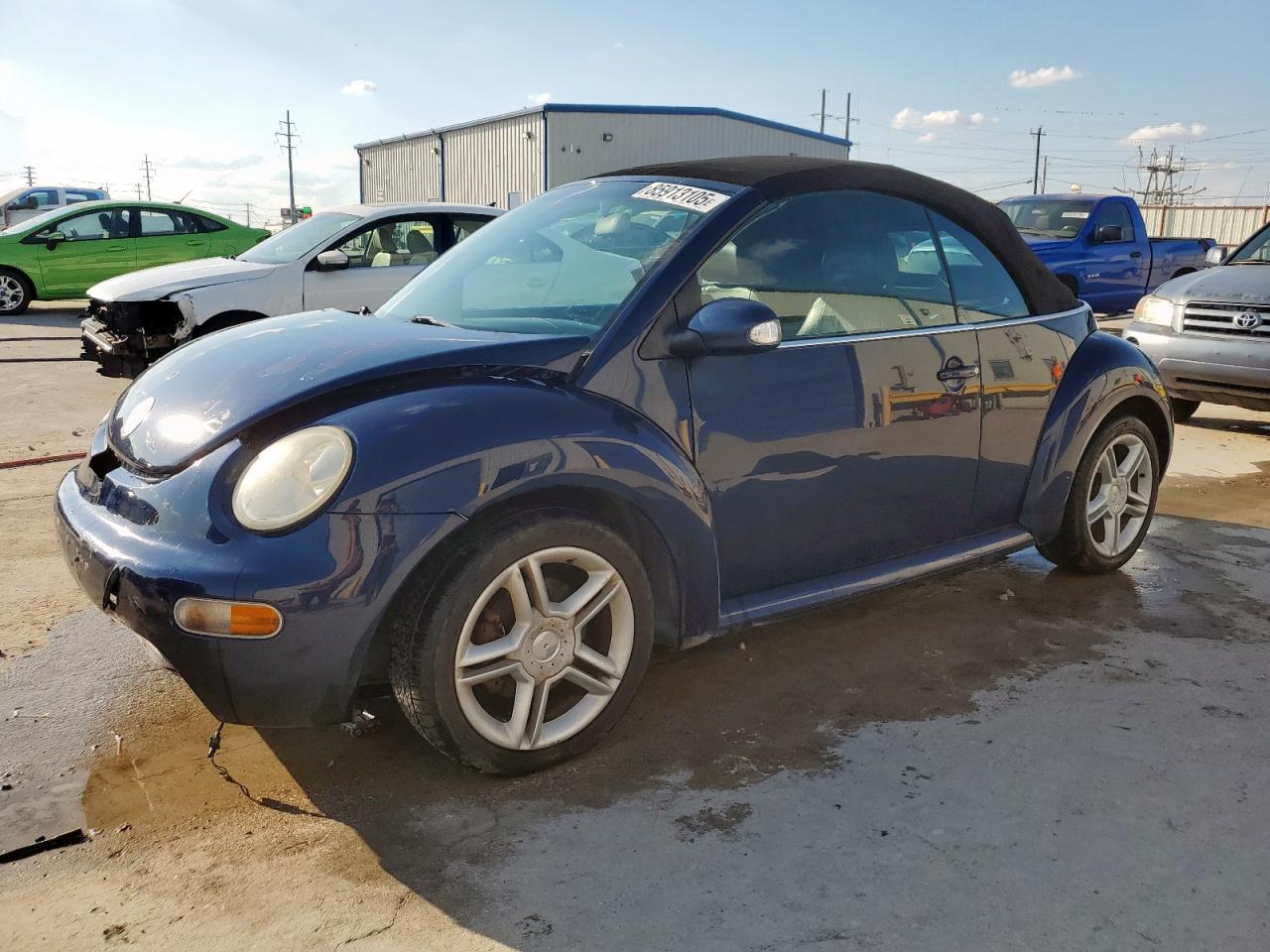 2004 VOLKSWAGEN Beetle