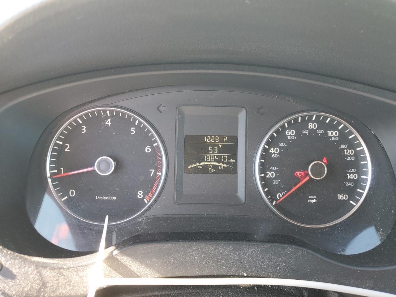 2013 VOLKSWAGEN JETTA