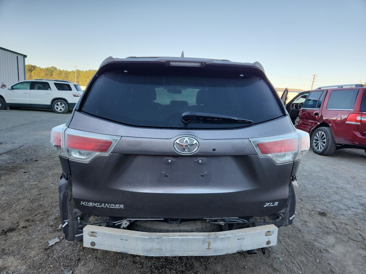 2016 TOYOTA HIGHLANDER