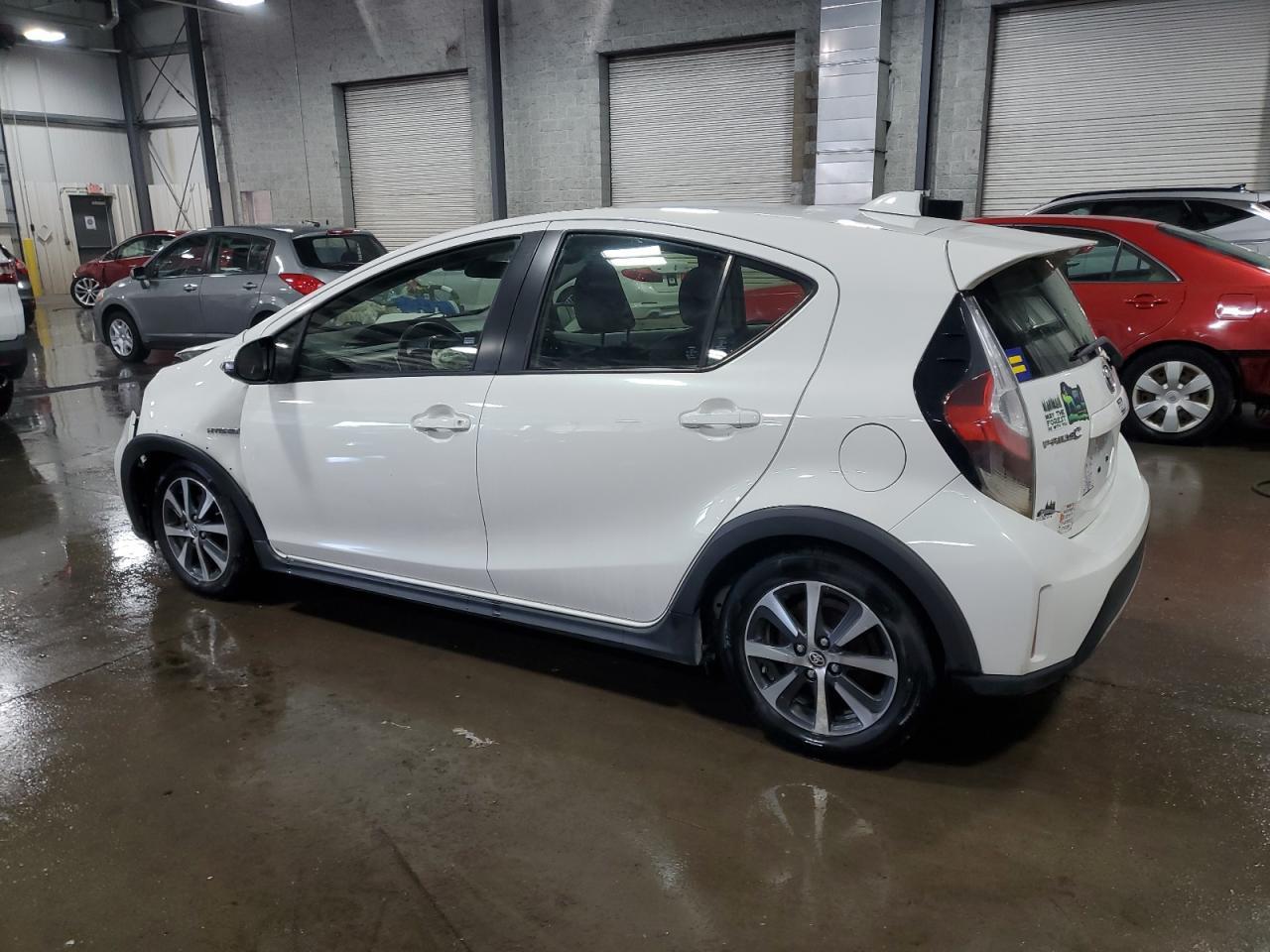 2018 TOYOTA Prius c