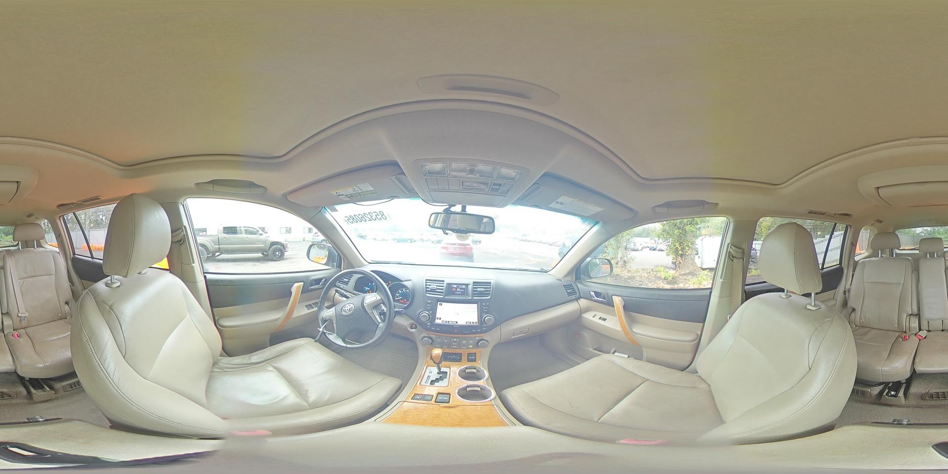 2010 TOYOTA HIGHLANDER