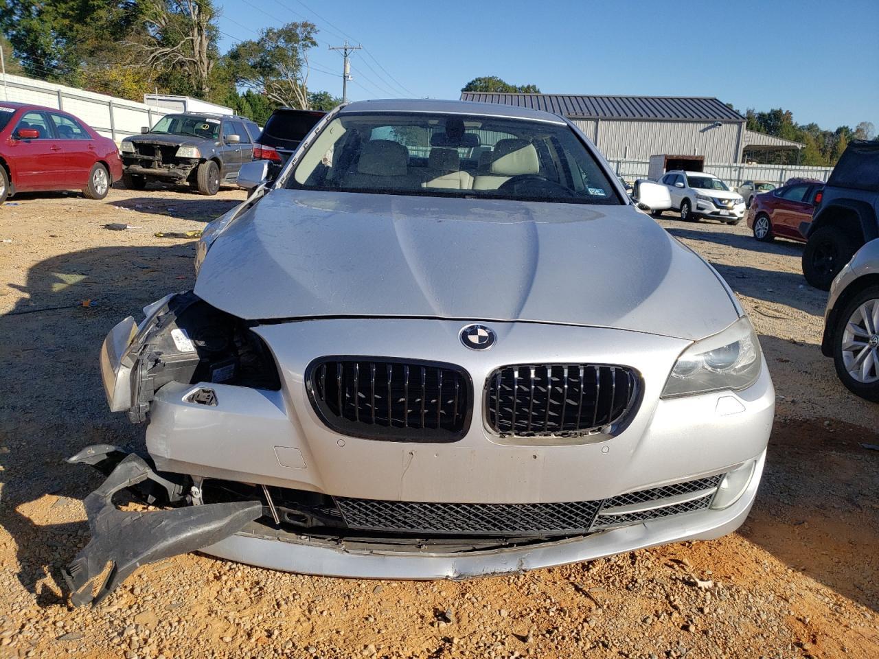 2011 BMW 5 series