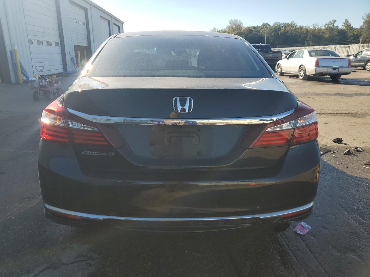 2017 HONDA ACCORD