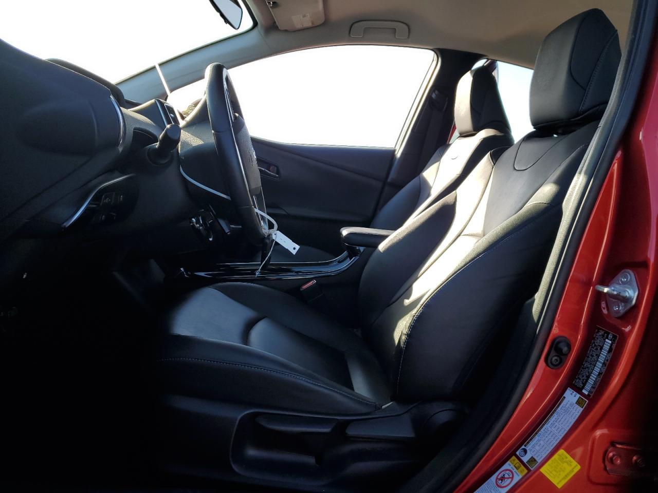2016 TOYOTA PRIUS