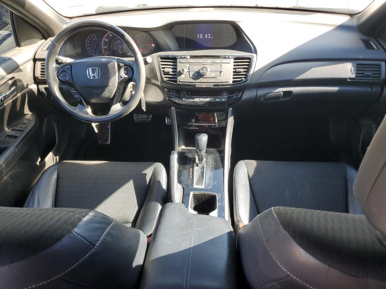 2017 HONDA ACCORD