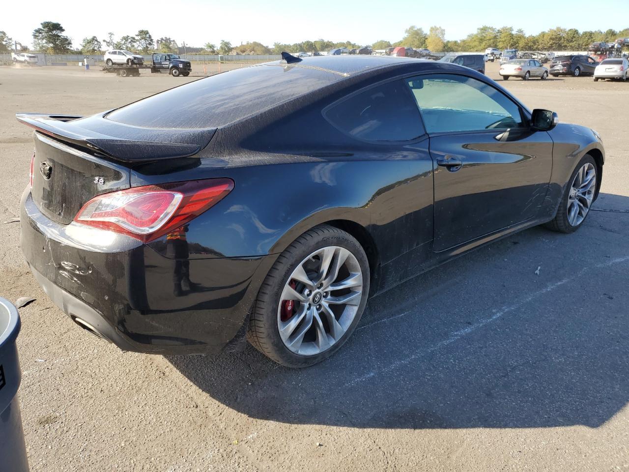2016 HYUNDAI GENESIS