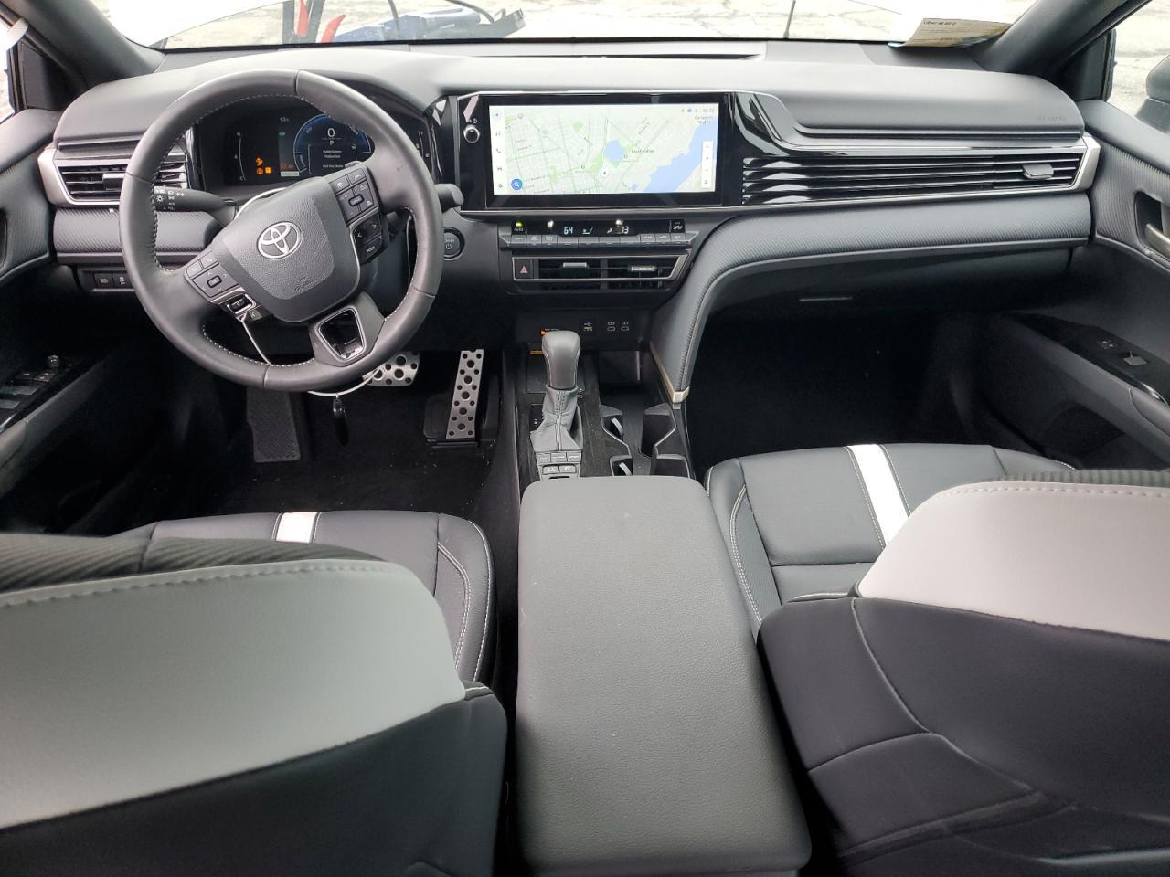 2025 TOYOTA CAMRY