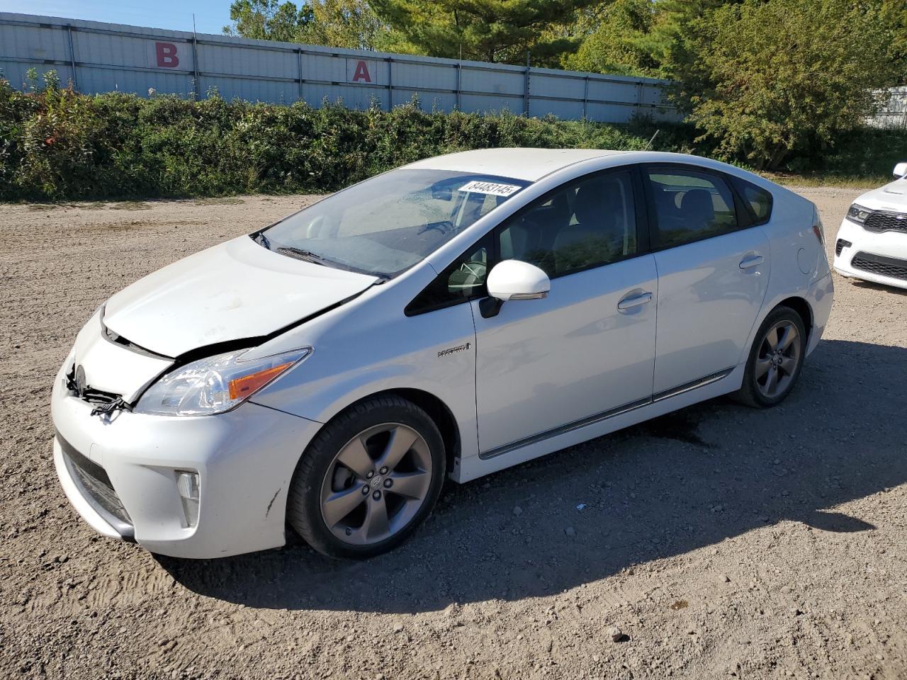 2015 TOYOTA PRIUS