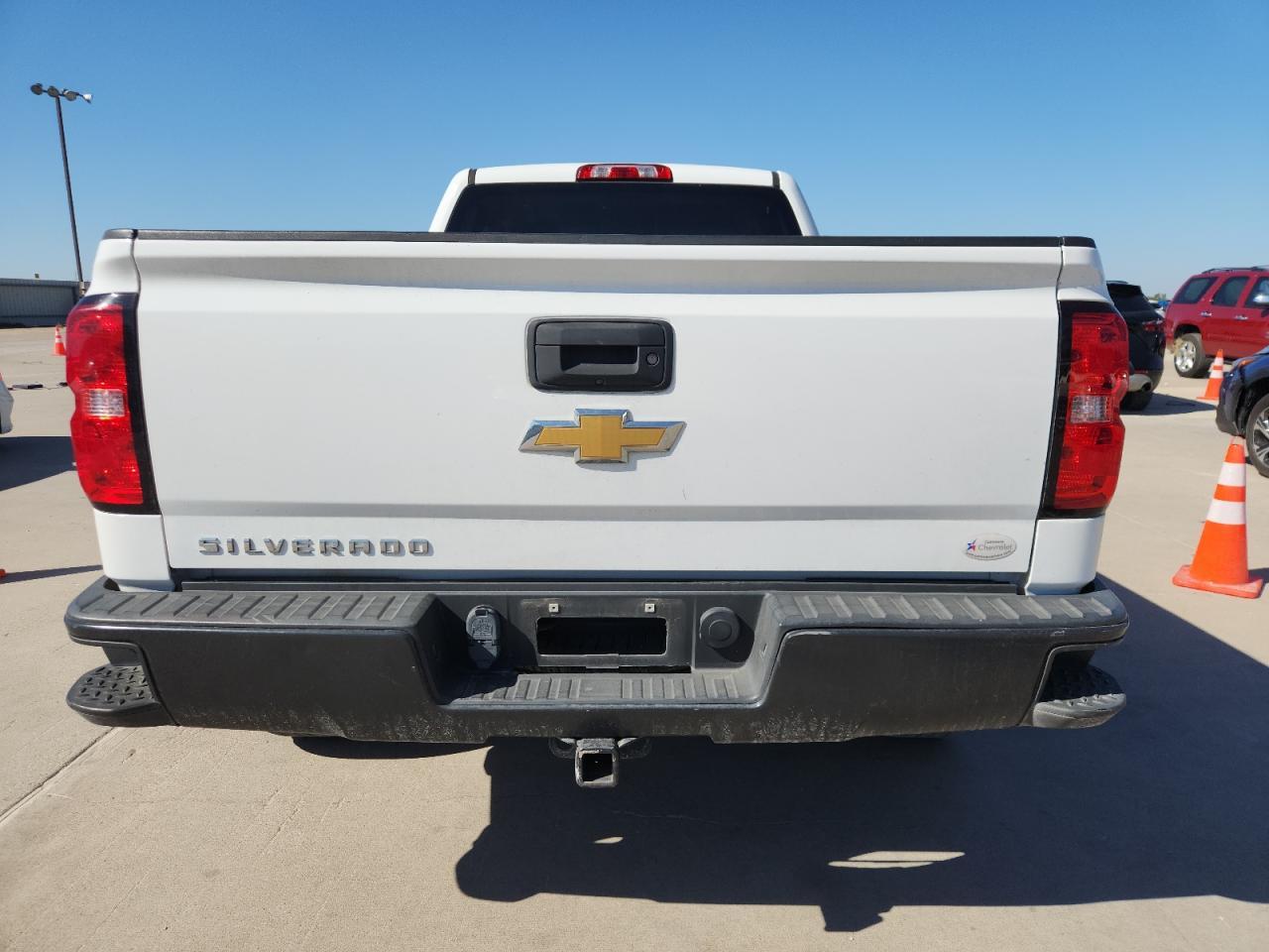 2018 CHEVROLET Silverado