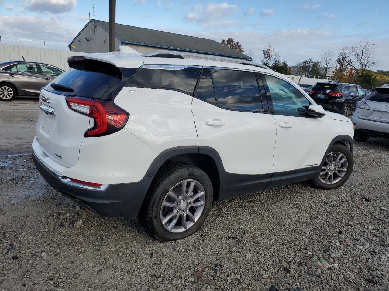 2023 GMC Terrain