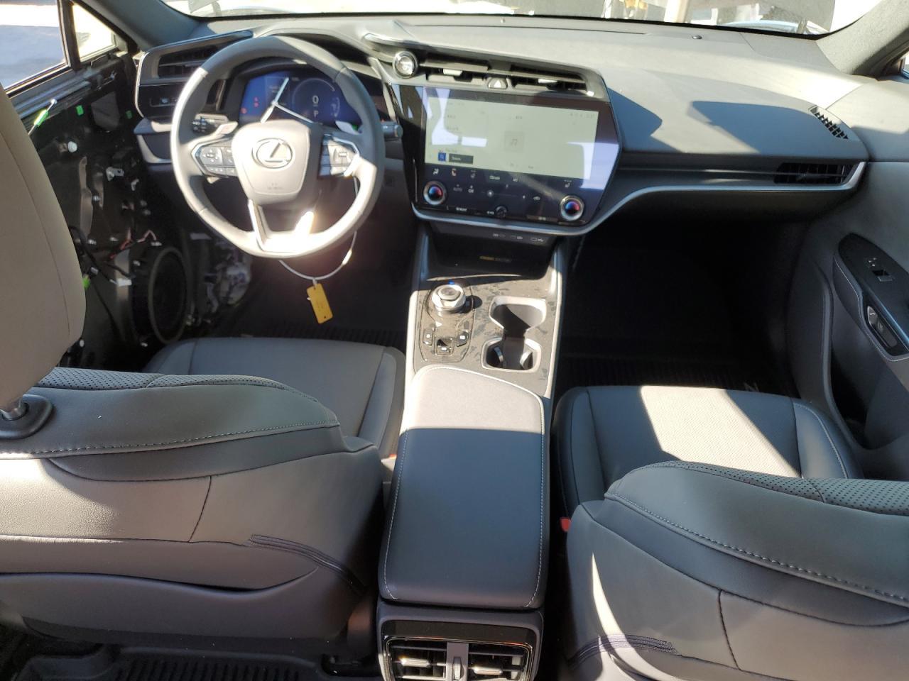 2025 LEXUS Rz 300e