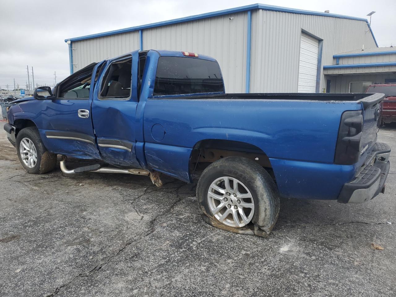 2004 CHEVROLET Silverado