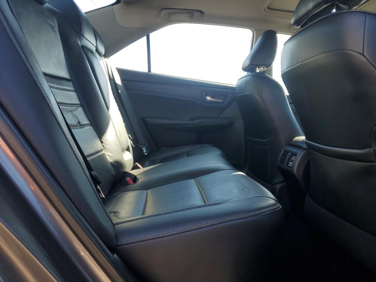 2015 TOYOTA CAMRY