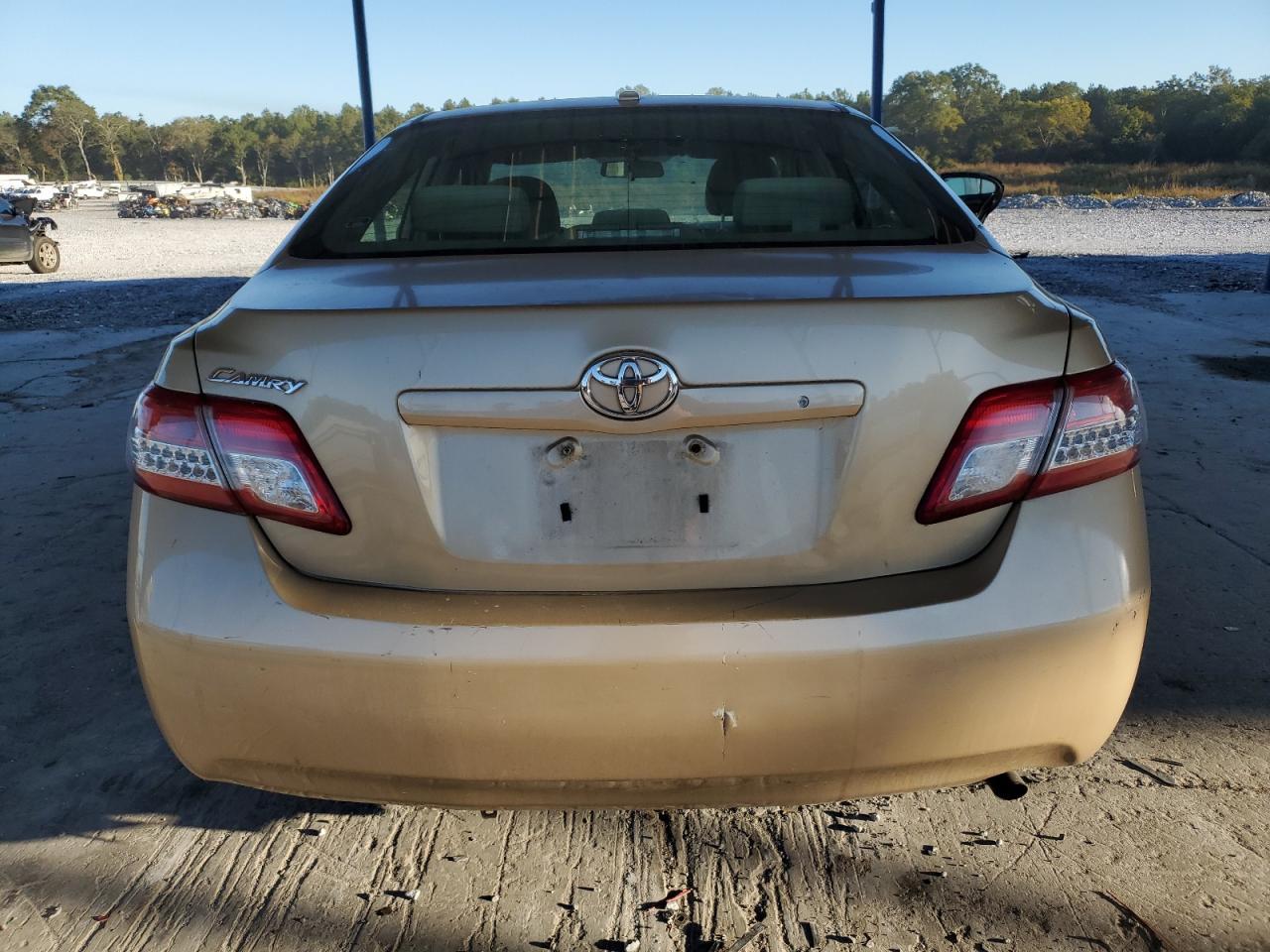 2011 TOYOTA CAMRY