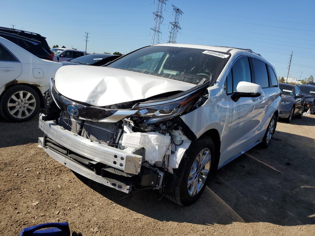2024 TOYOTA SIENNA