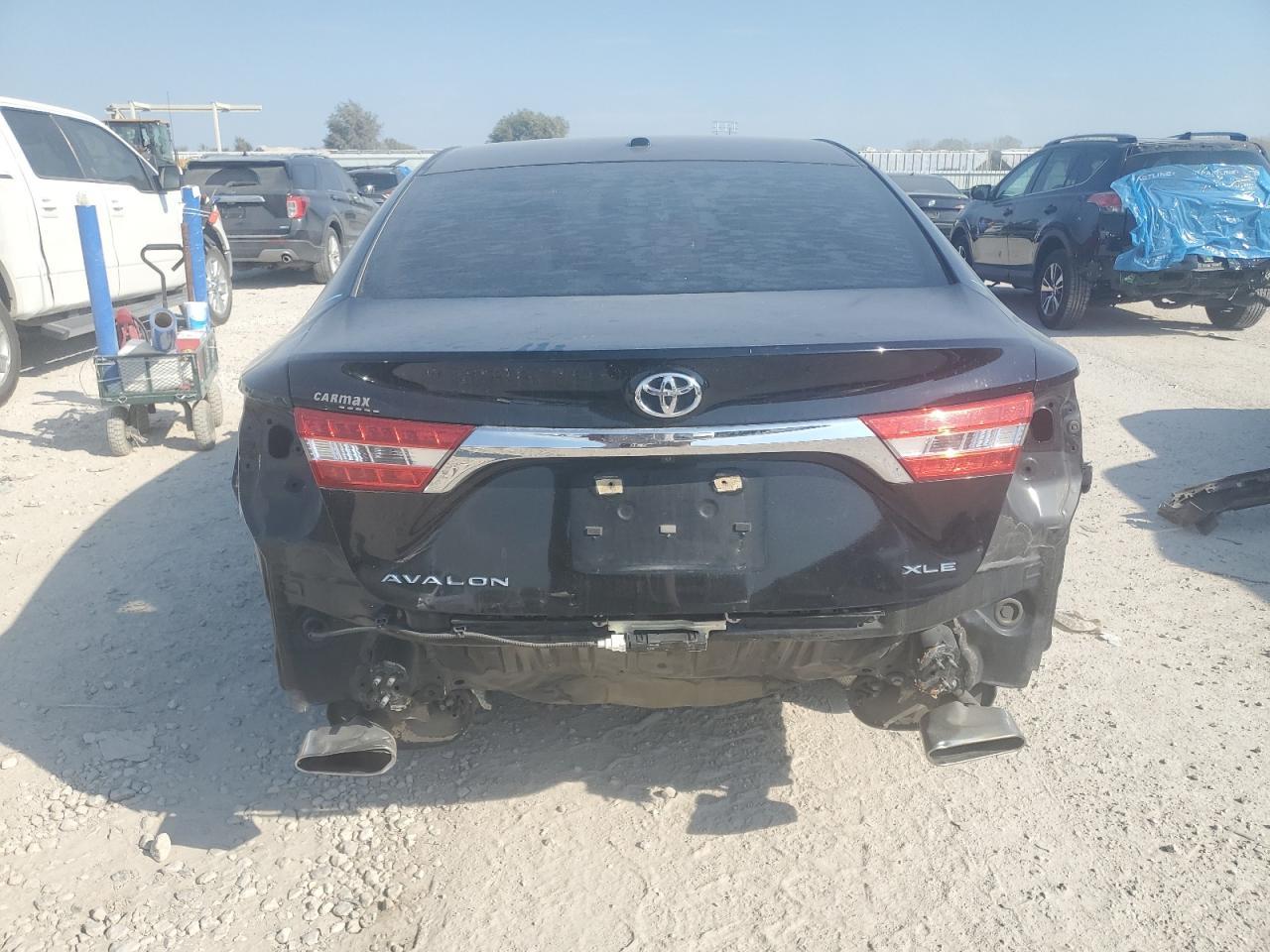 2014 TOYOTA Avalon