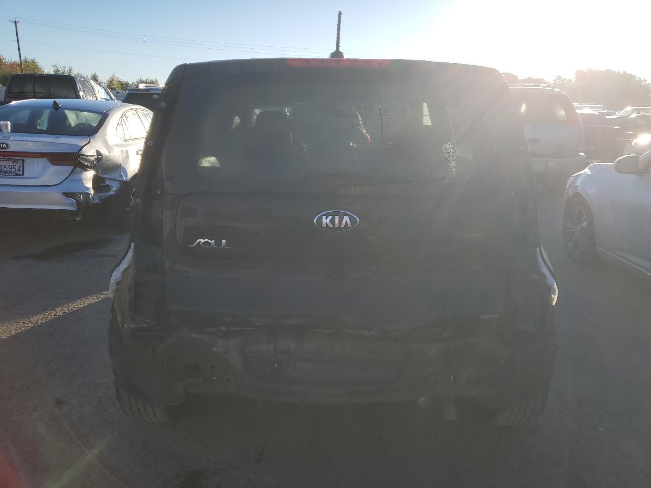 2017 KIA SOUL