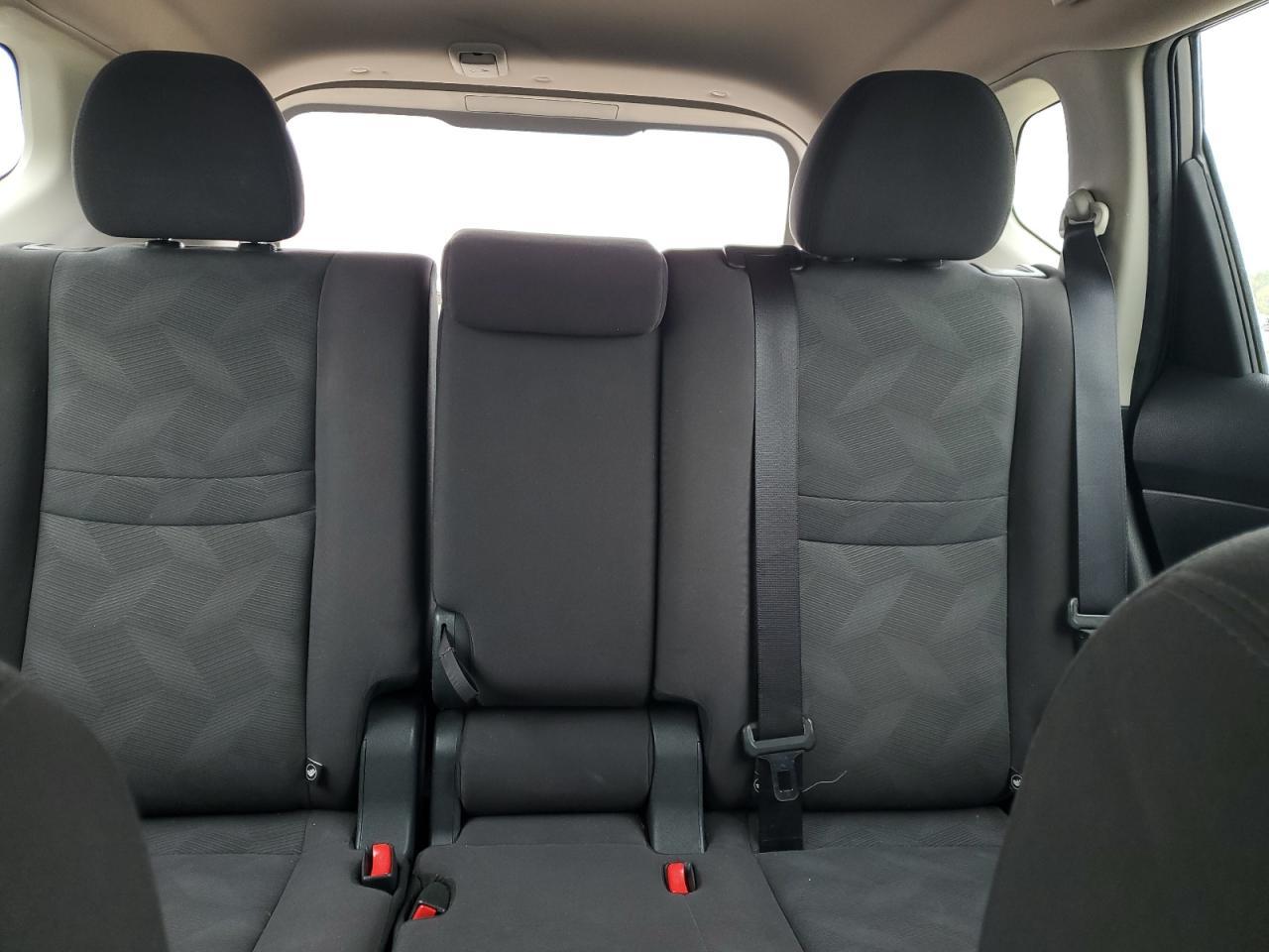 2016 NISSAN ROGUE