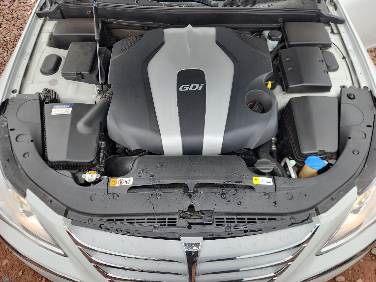 2013 HYUNDAI GENESIS