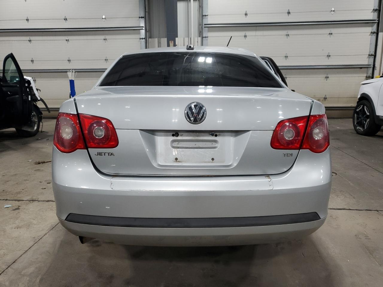 2006 VOLKSWAGEN JETTA