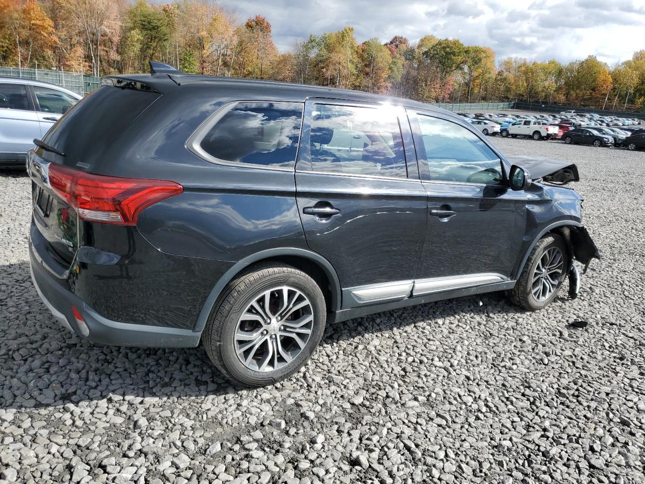 2018 MITSUBISHI outlander