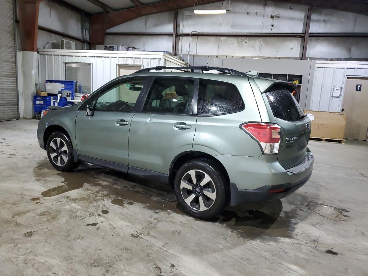 2017 SUBARU FORESTER