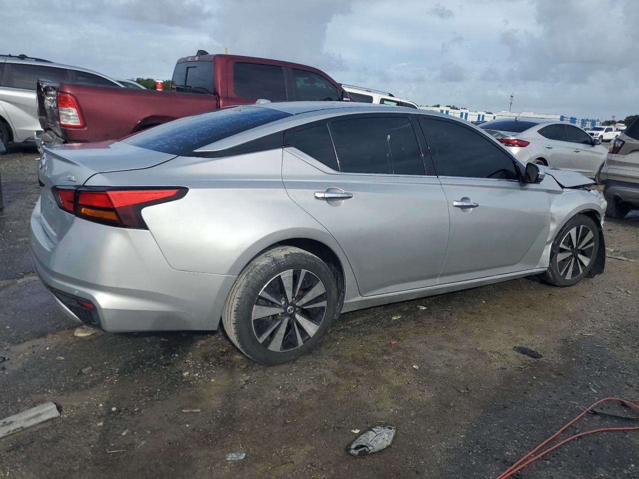 2019 NISSAN ALTIMA